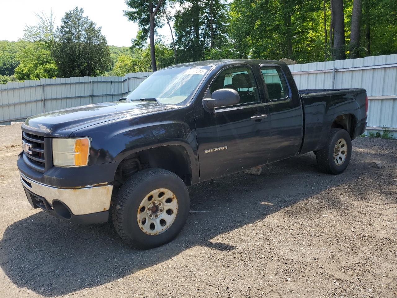 GMC SIERRA K15 2011