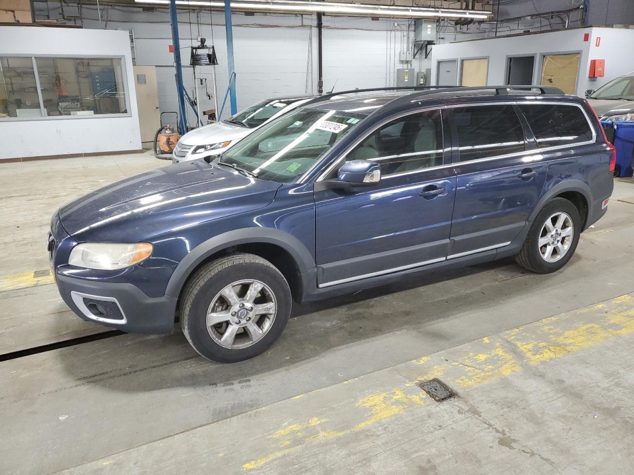 VOLVO XC70 3.2 2011