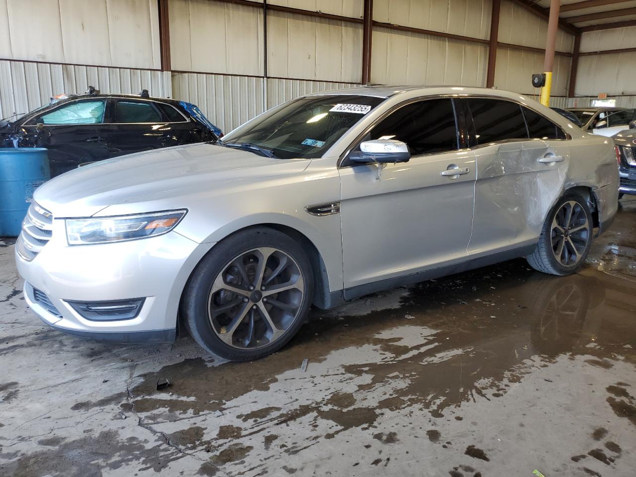 FORD TAURUS SEL 2017