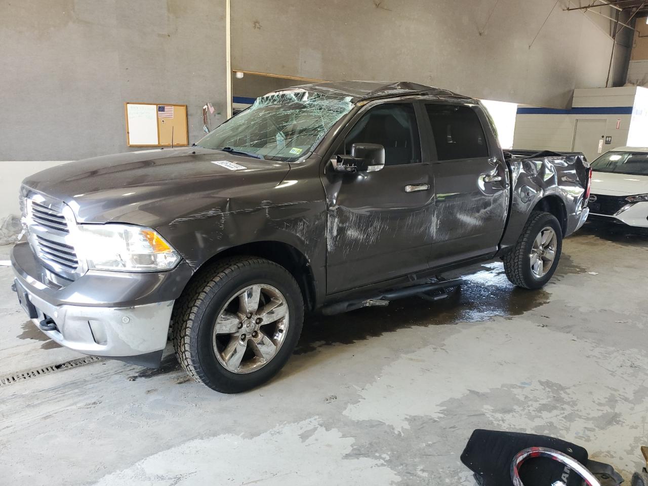 RAM 1500 SLT 2016