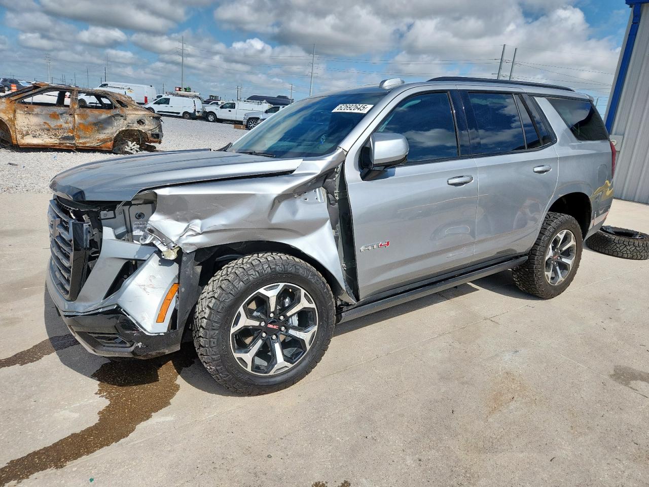 GMC YUKON AT4 2025