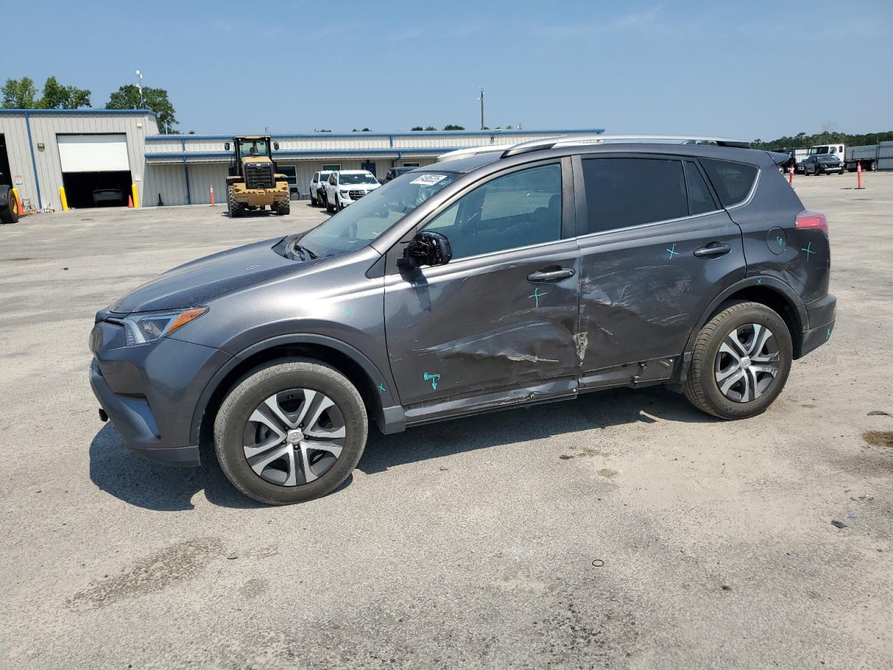 TOYOTA RAV4 LE 2017