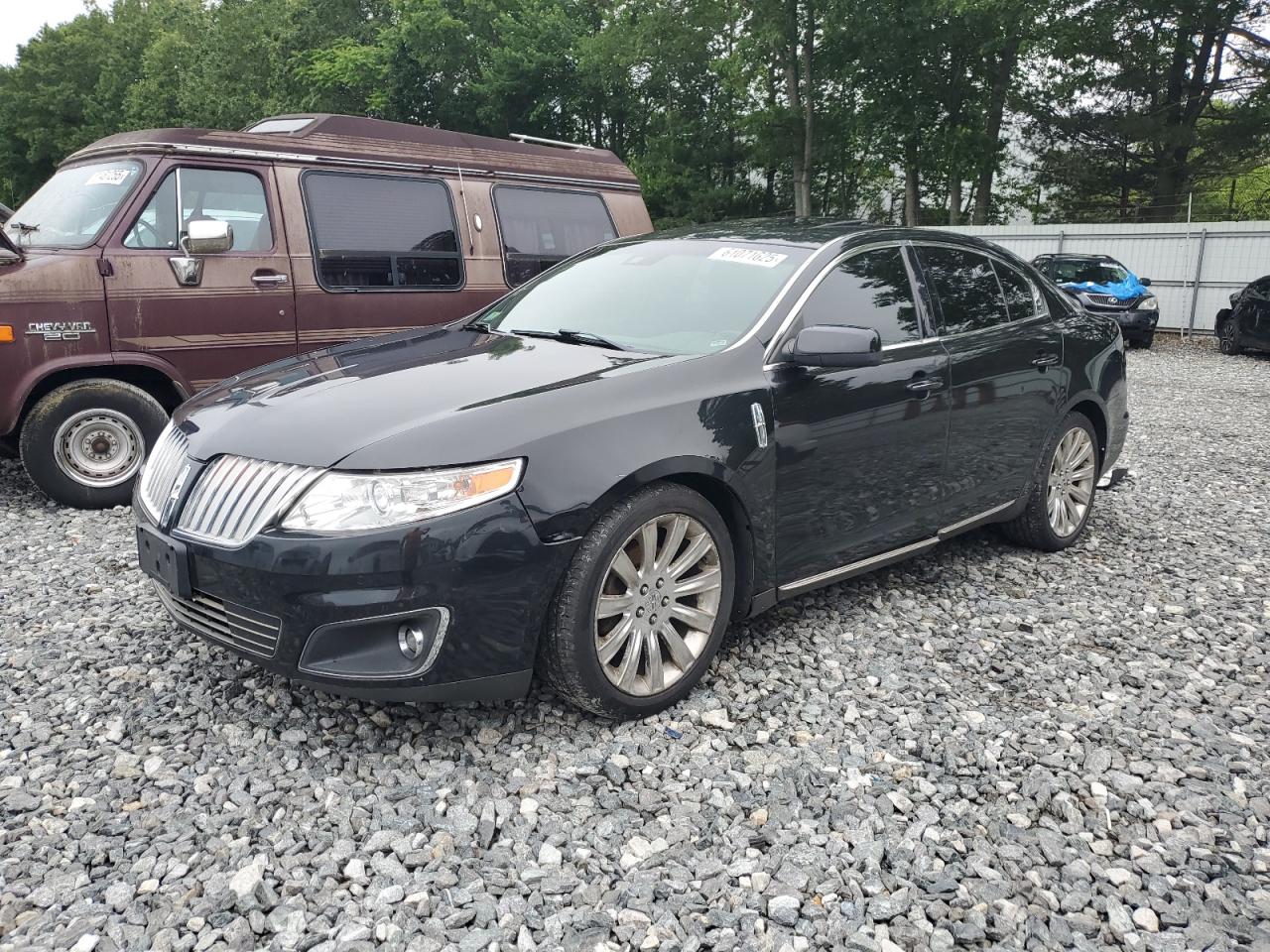 LINCOLN MKS 2011