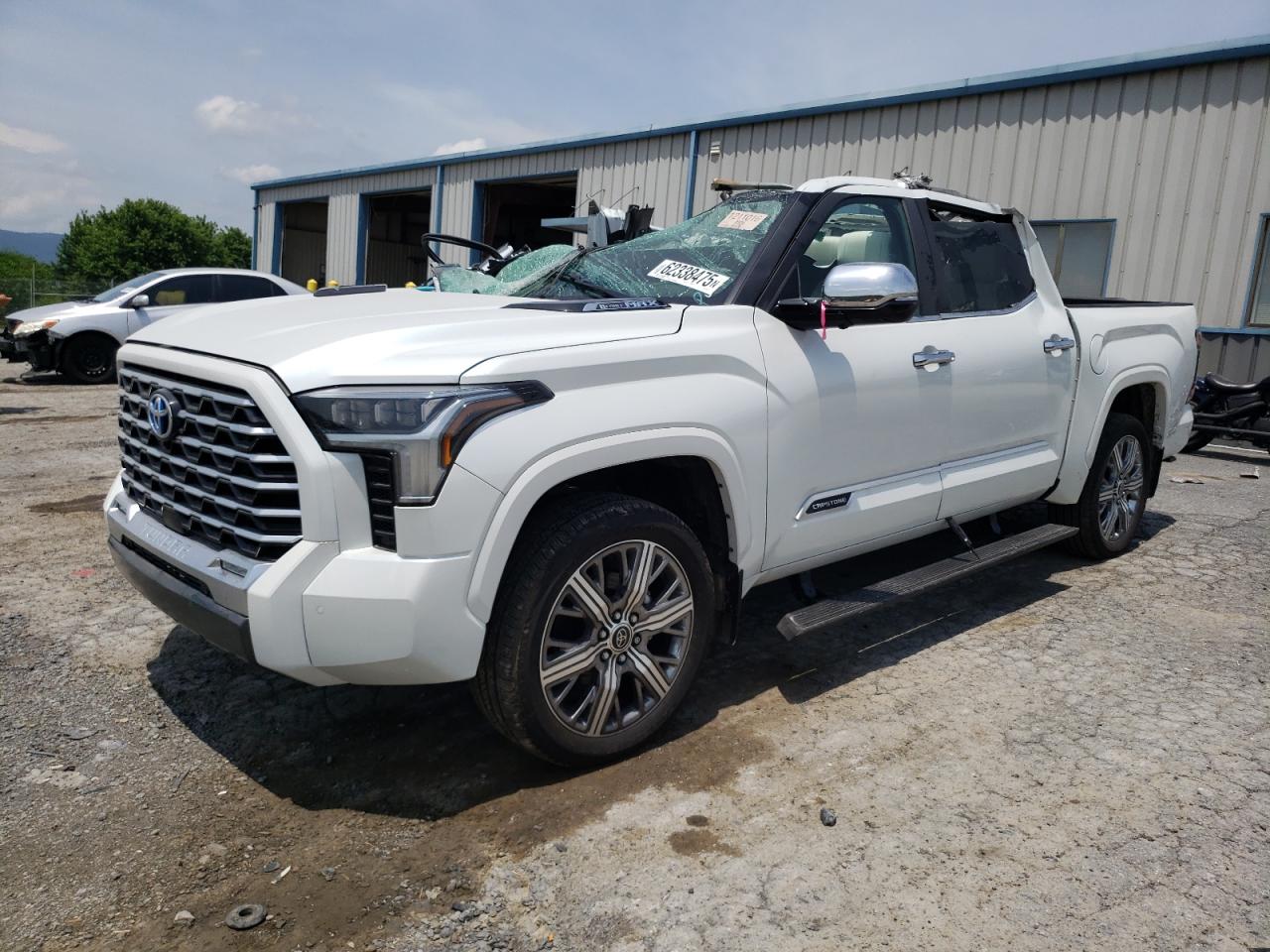 TOYOTA TUNDRA CREWMAX CAPSTONE 2024