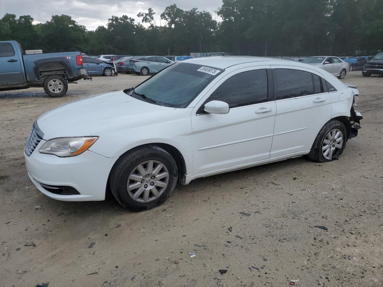 CHRYSLER 200 LX 2013