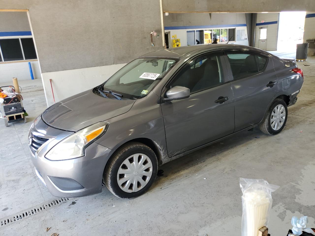 NISSAN VERSA 2017