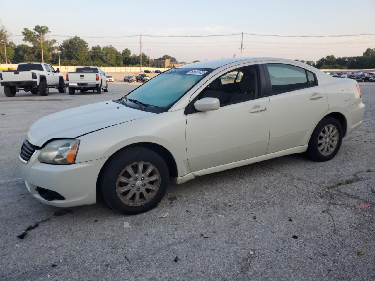 MITSUBISHI GALANT ES 2009