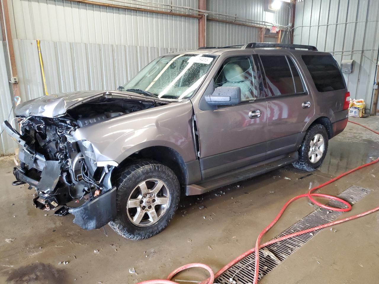 FORD EXPEDITION 2011