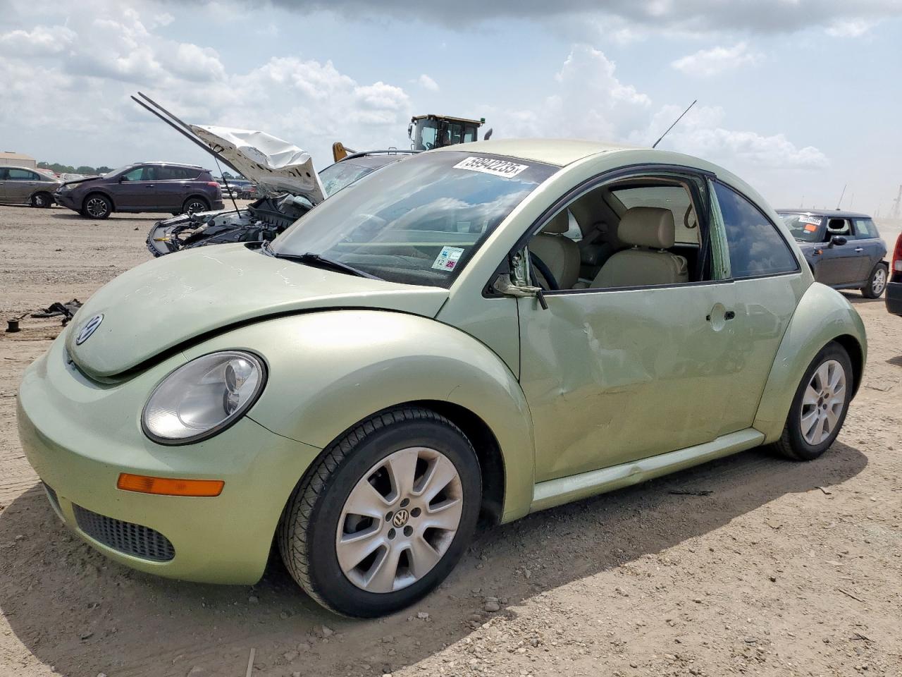 VOLKSWAGEN NEW BEETLE 2008