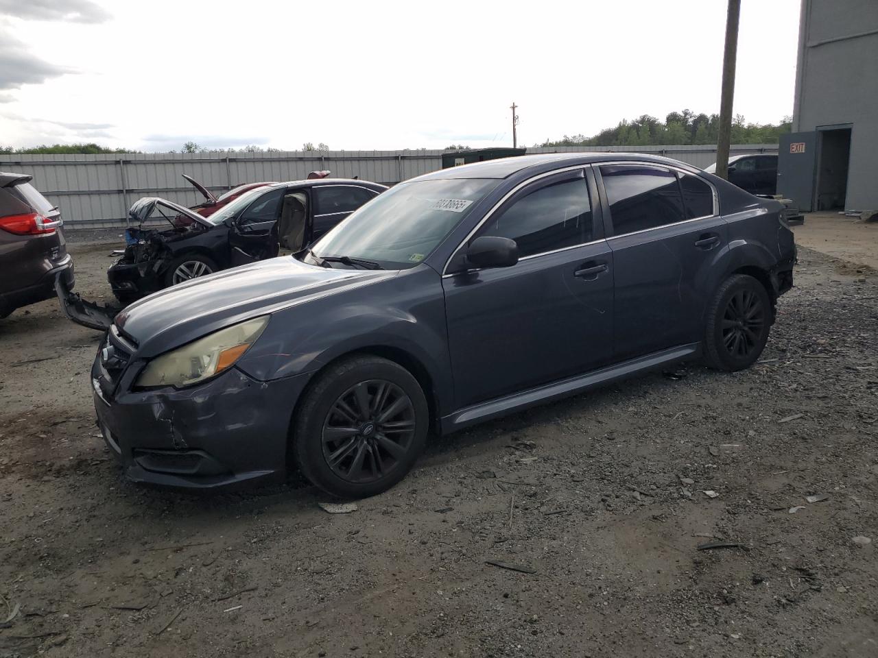 SUBARU LEGACY 2.5 2013