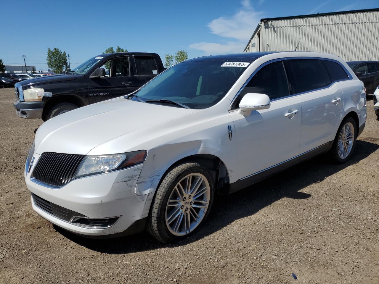 LINCOLN MKT 2014