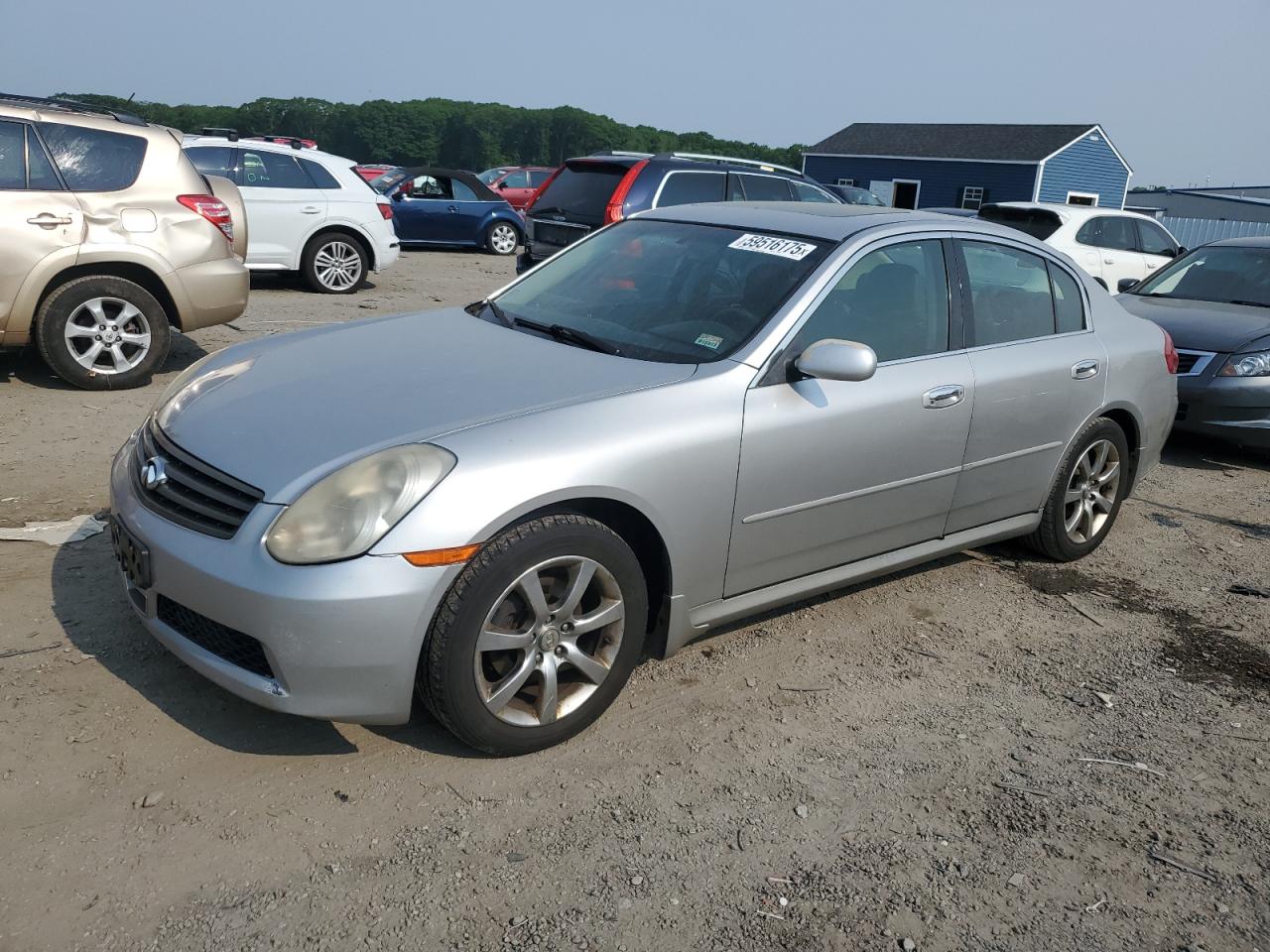 INFINITI G35 2005
