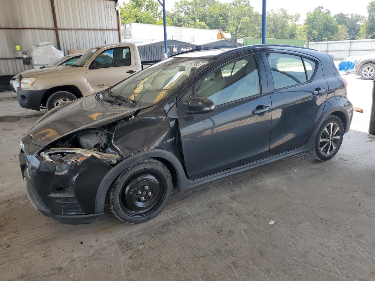 TOYOTA PRIUS C 2018
