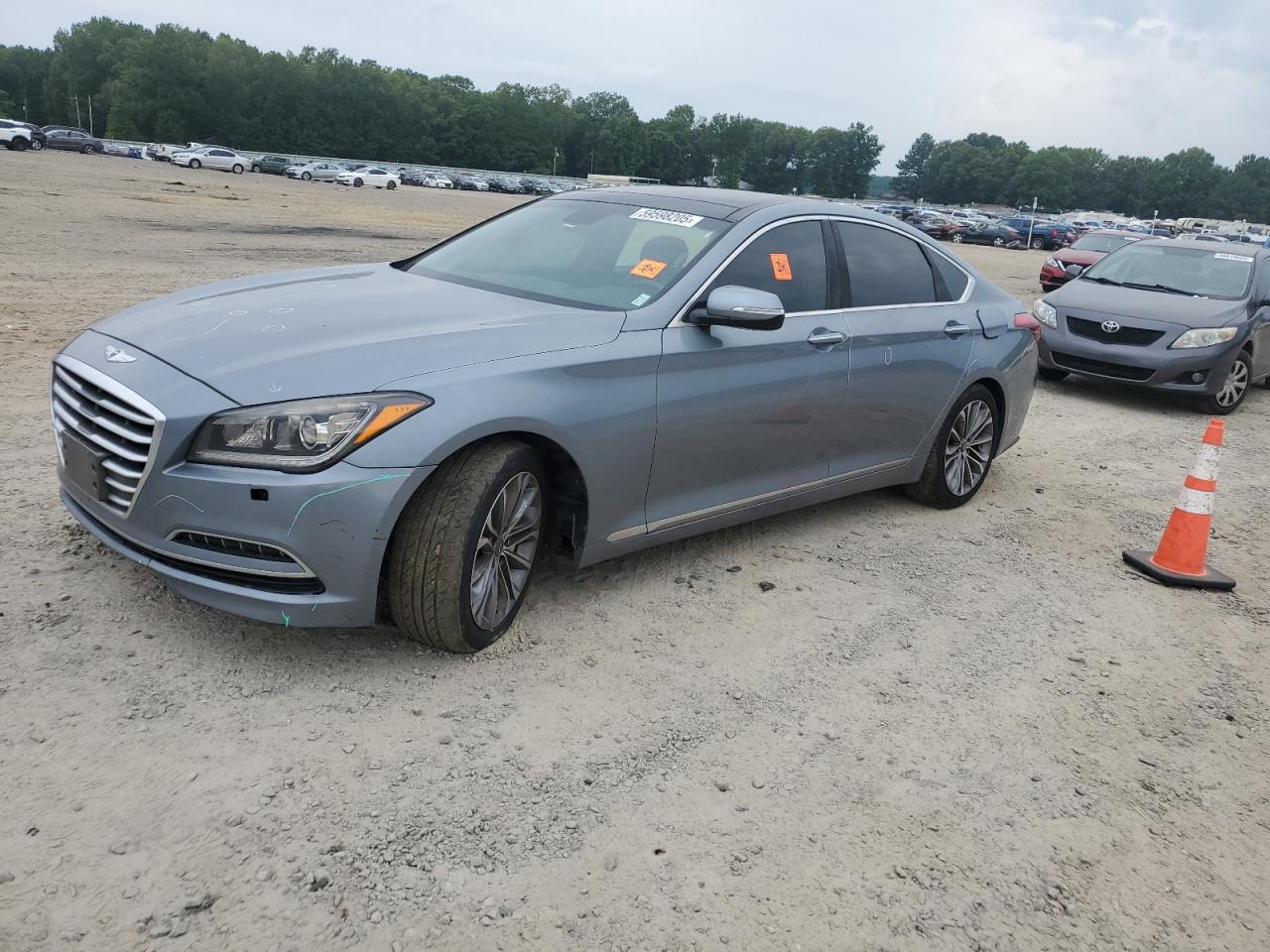 HYUNDAI GENESIS 3. 2015