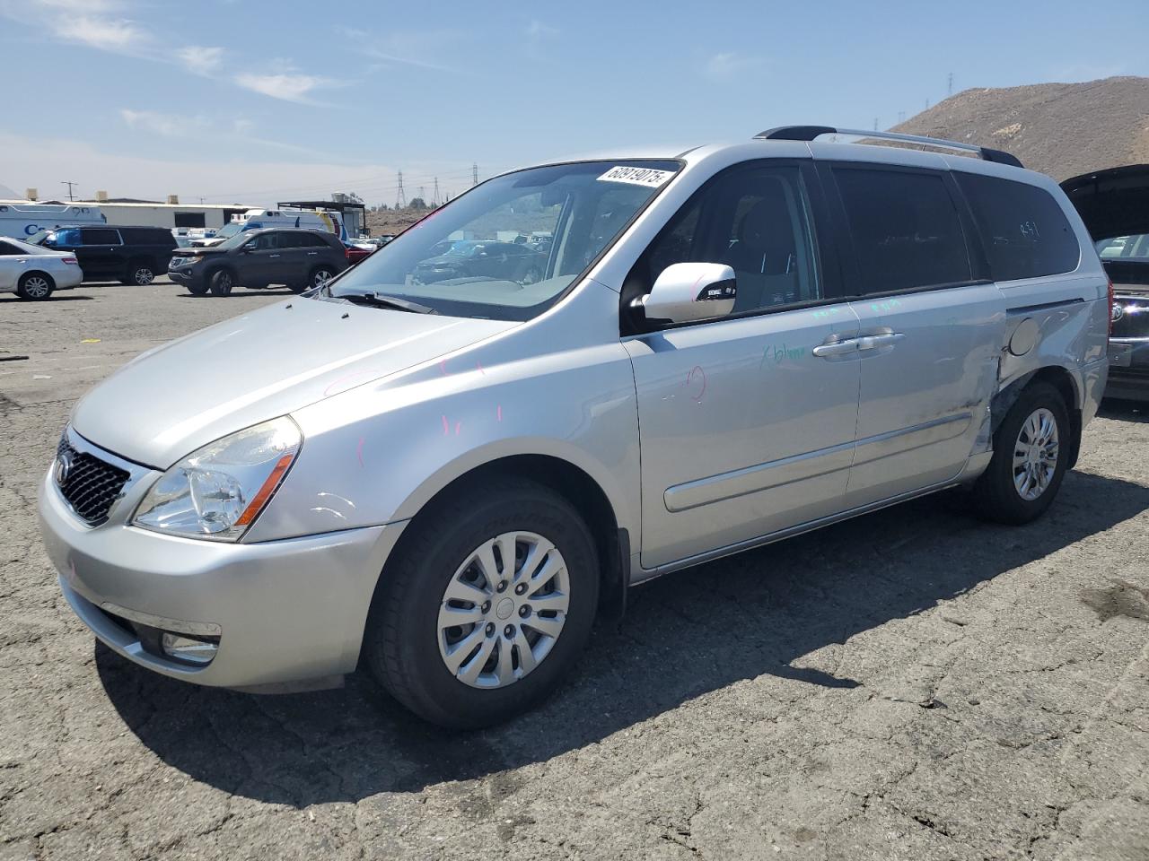 KIA SEDONA LX 2014