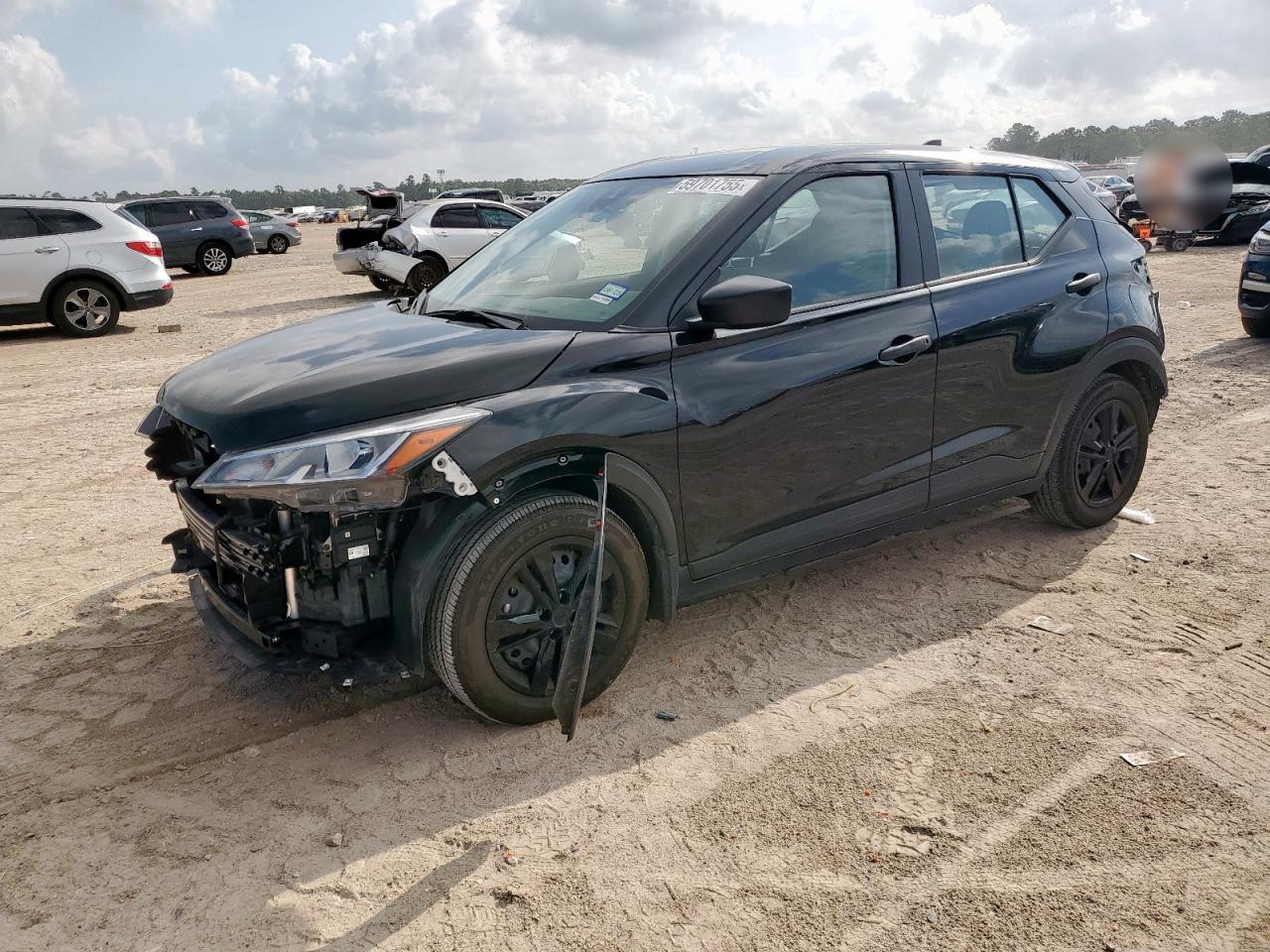 NISSAN KICKS S 2024