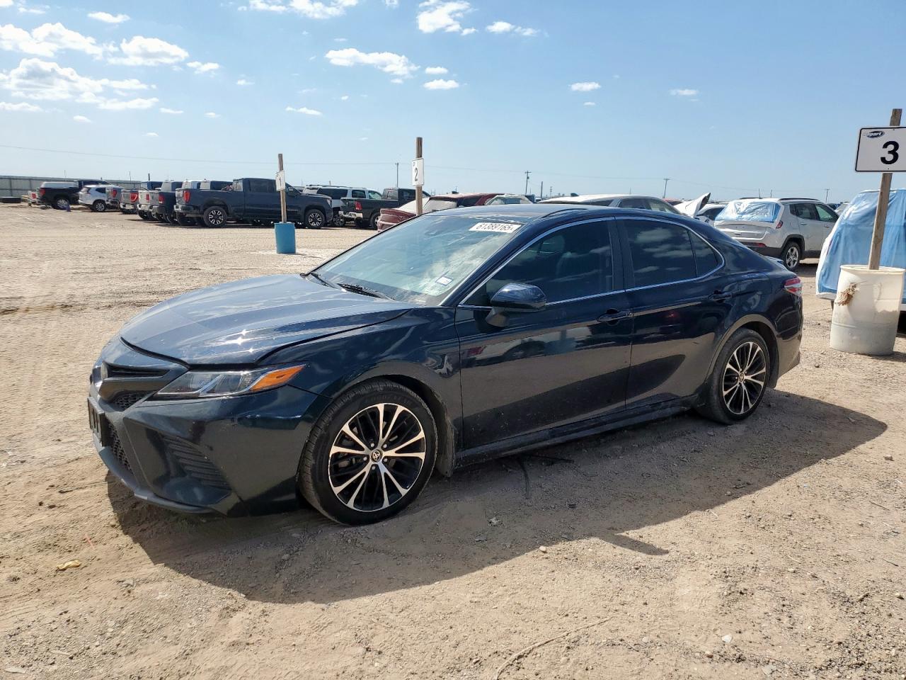 TOYOTA CAMRY SE 2020