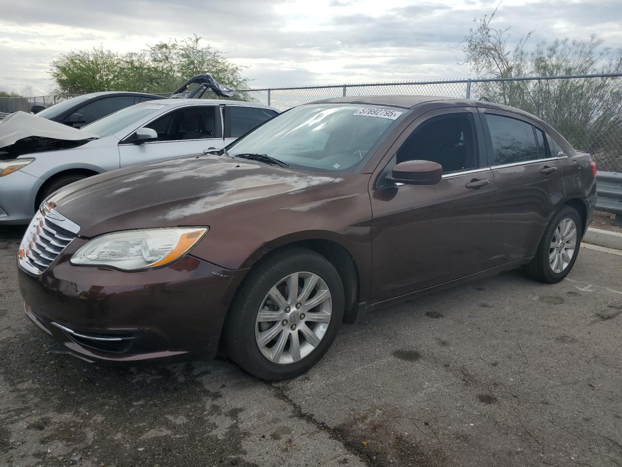 CHRYSLER 200 TOURIN 2013