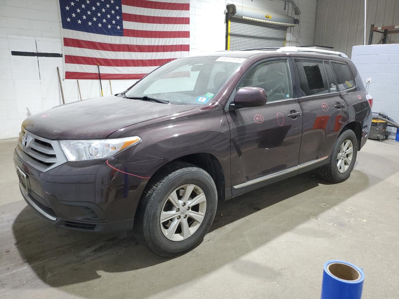 TOYOTA HIGHLANDER 2013