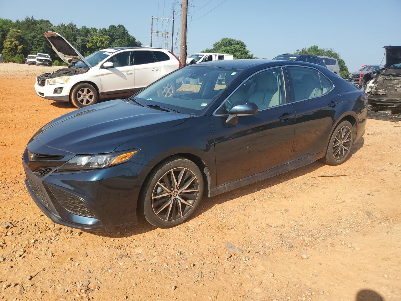 TOYOTA CAMRY SE 2021