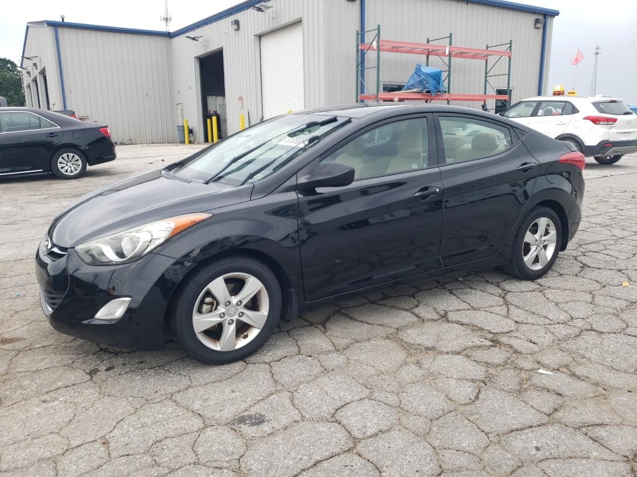 HYUNDAI ELANTRA GL 2013