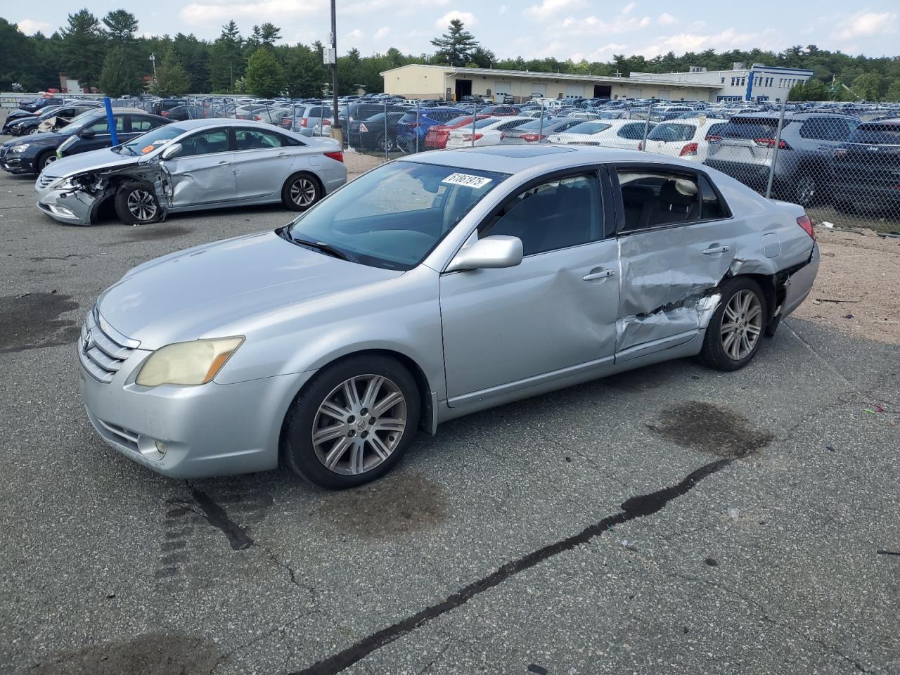 TOYOTA AVALON XL 2006