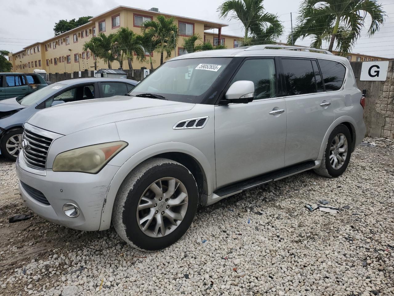INFINITI QX56 2012