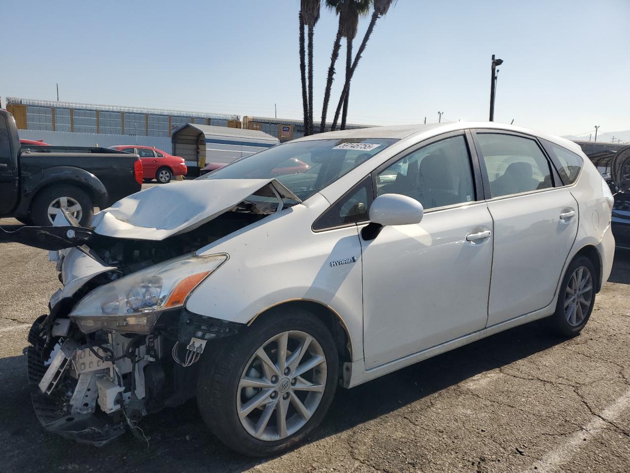 TOYOTA PRIUS V 2012