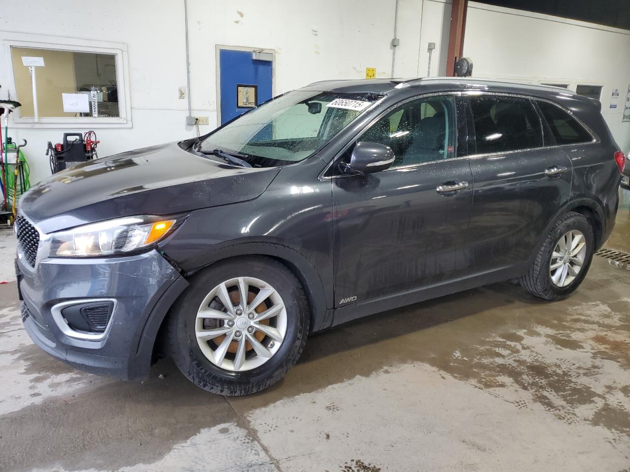 KIA SORENTO LX 2017