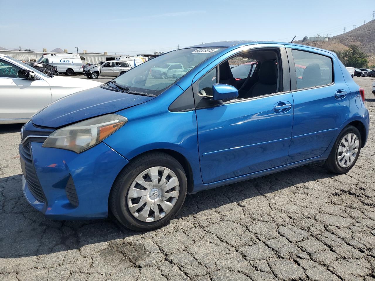 TOYOTA YARIS 2015