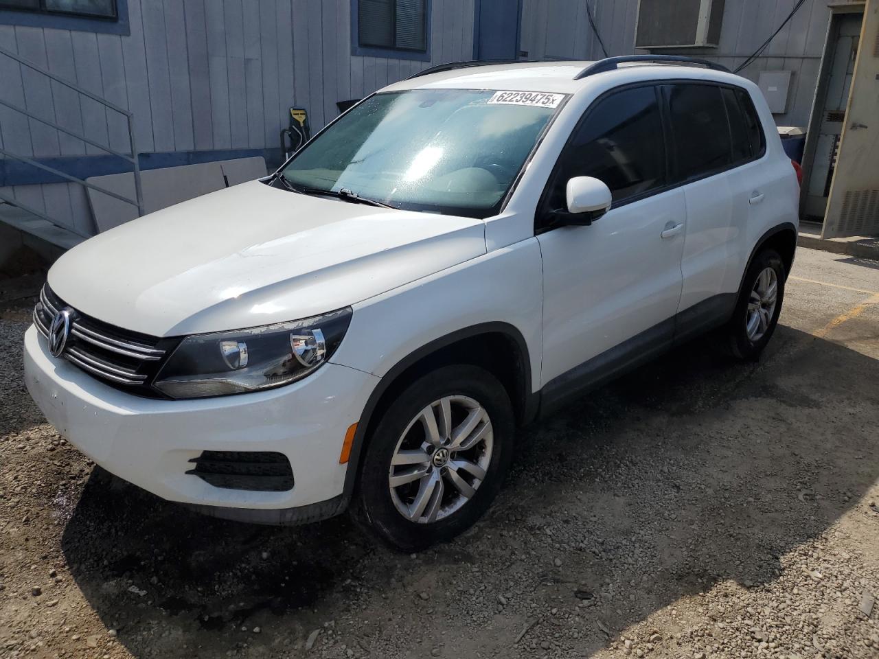 VOLKSWAGEN TIGUAN S 2016