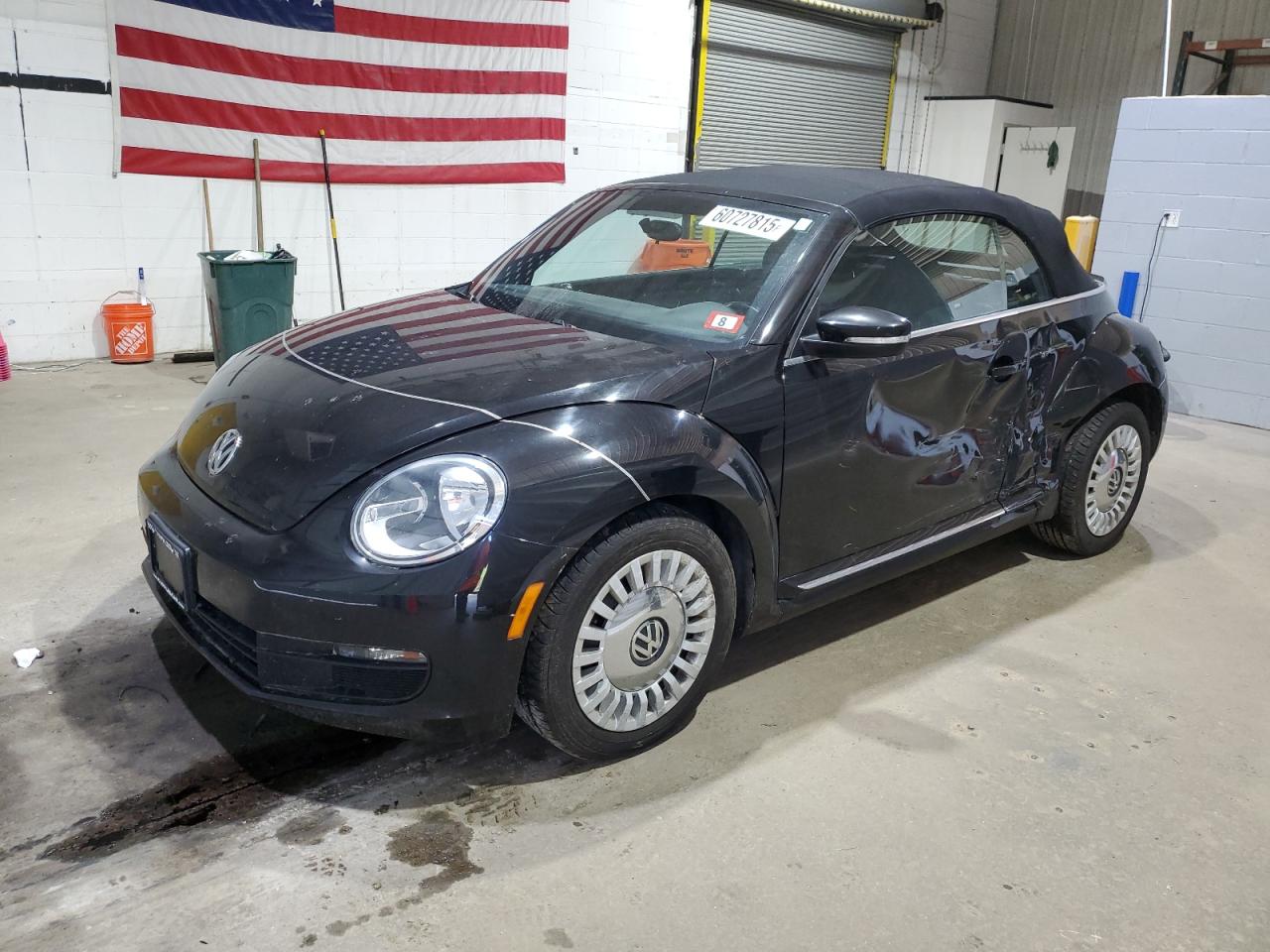 VOLKSWAGEN BEETLE 2013