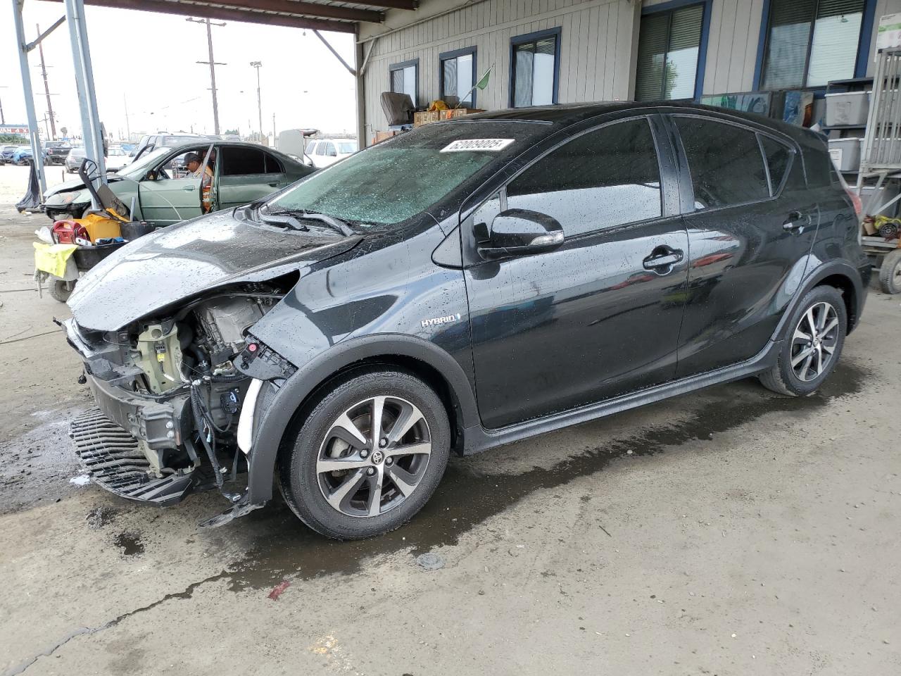 TOYOTA PRIUS C 2018