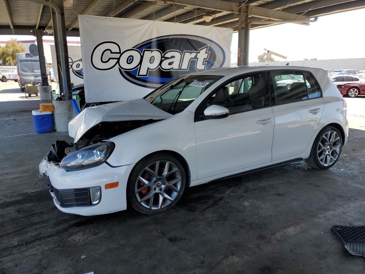 VOLKSWAGEN GTI 2014
