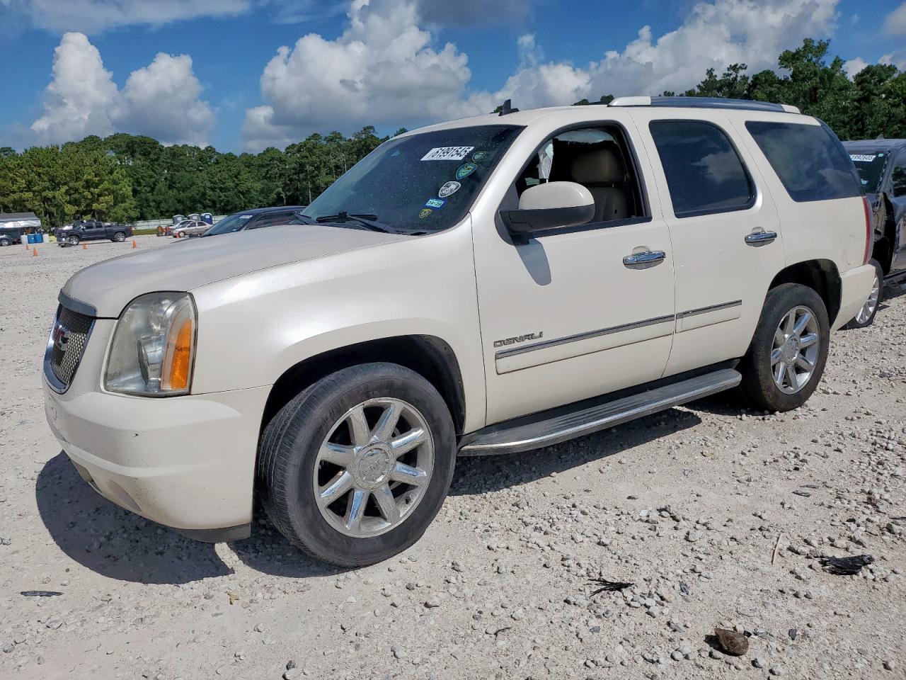 GMC YUKON DENA 2012