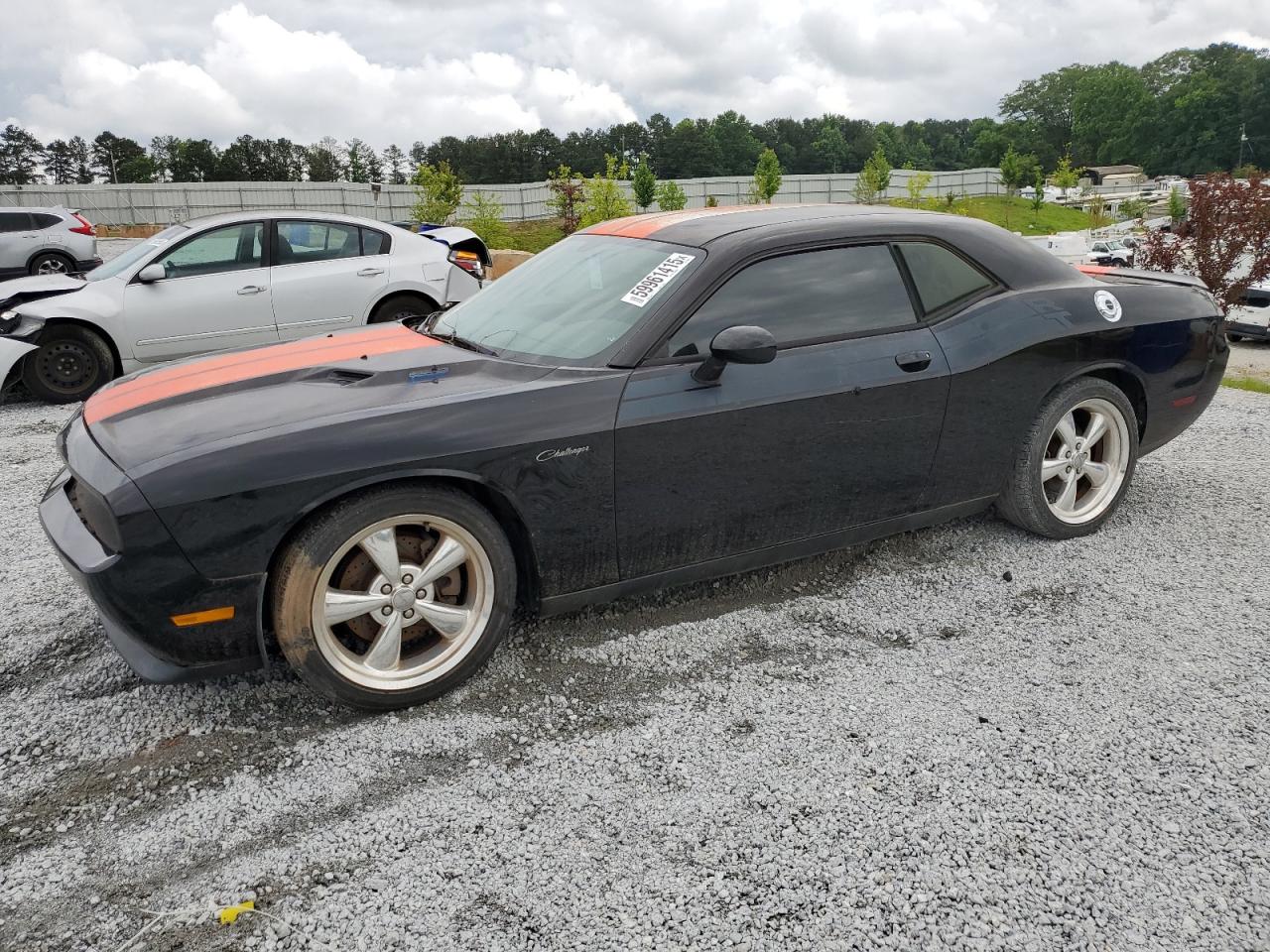 DODGE CHALLENGER 2013