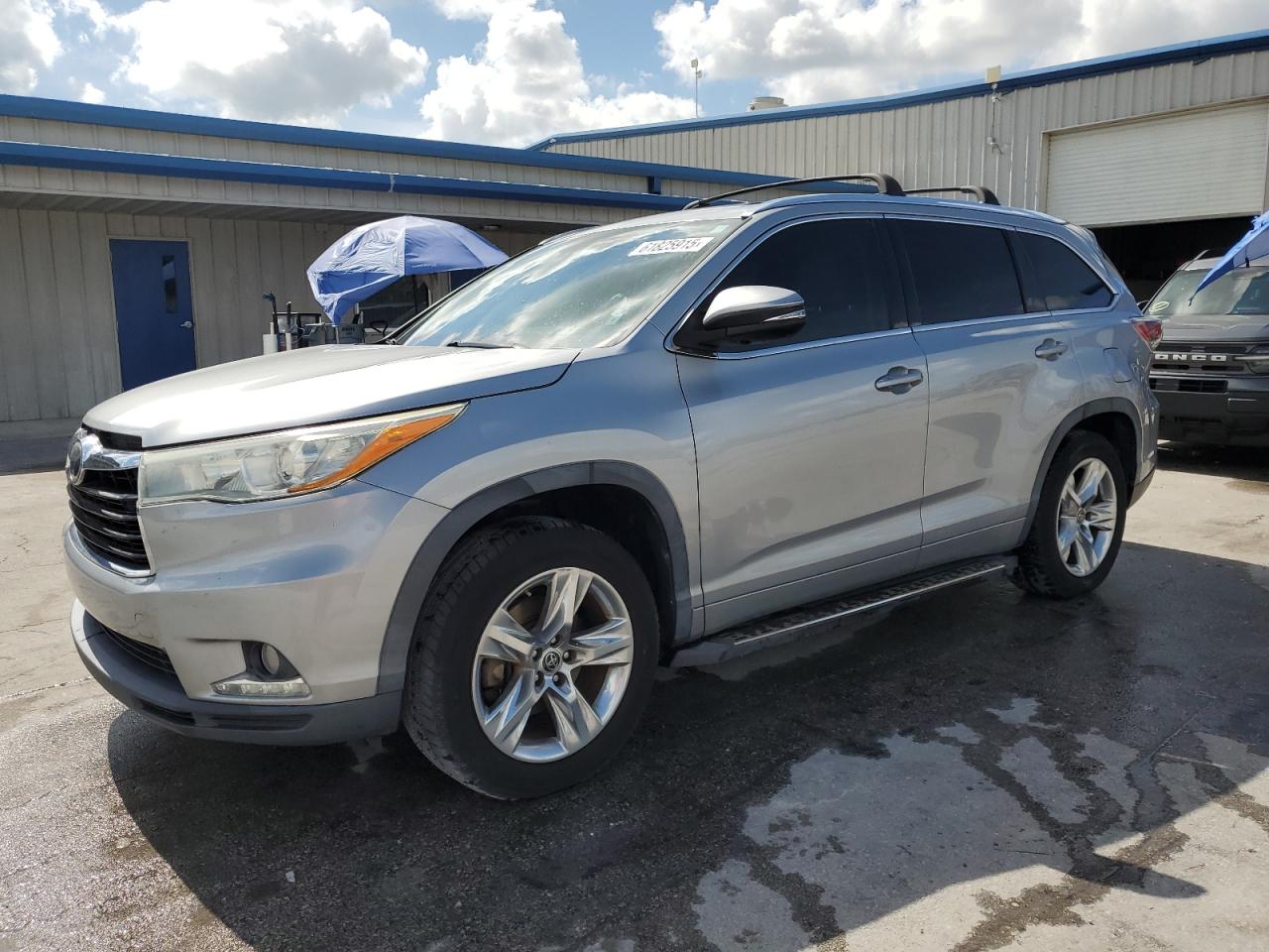 TOYOTA HIGHLANDER 2016