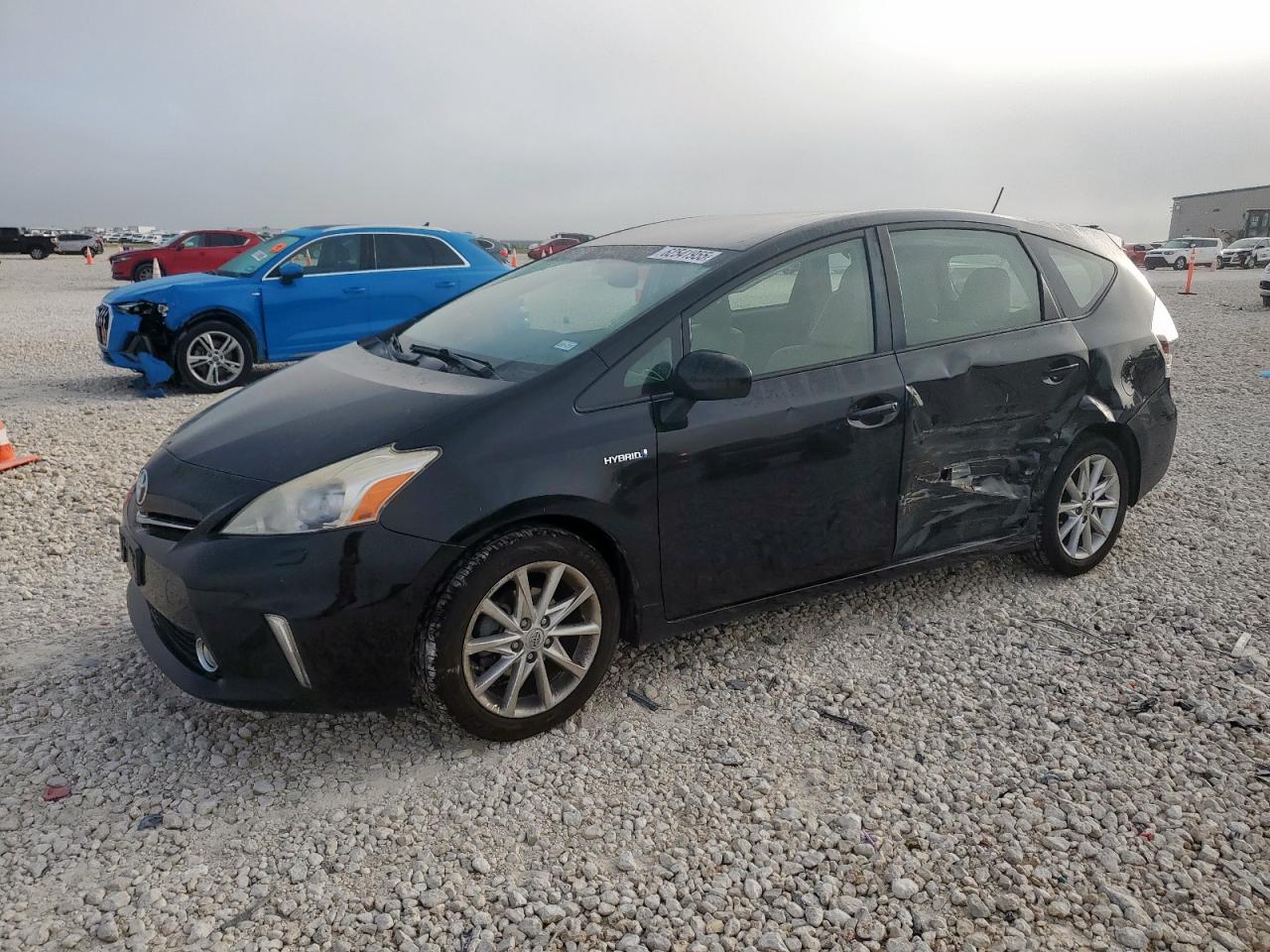 TOYOTA PRIUS V 2012
