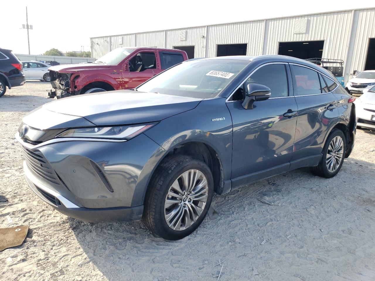 TOYOTA VENZA LE 2021