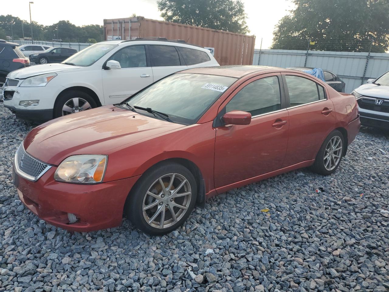MITSUBISHI GALANT ES 2012