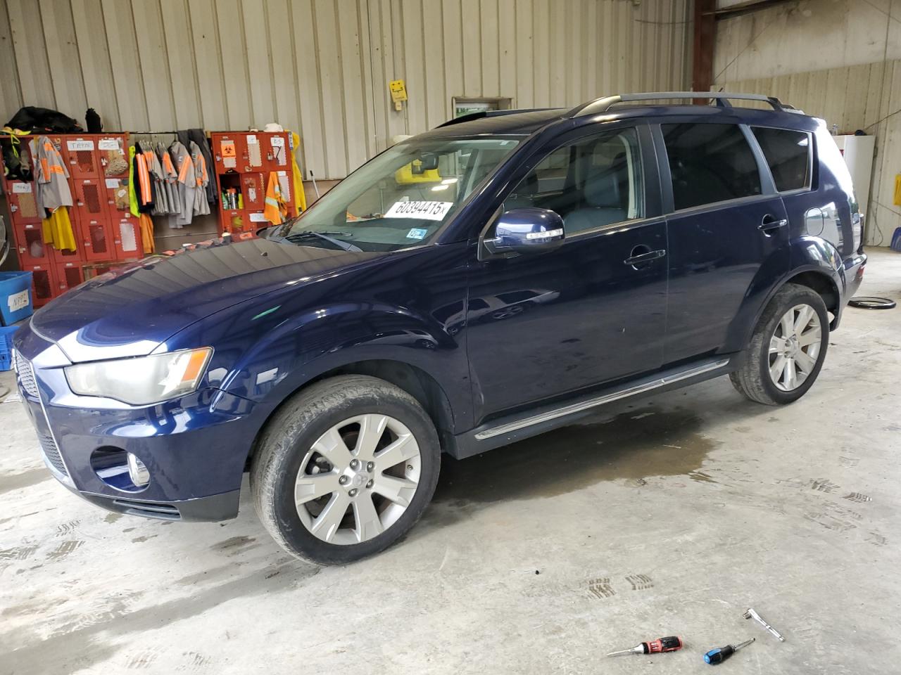MITSUBISHI OUTLANDER 2013