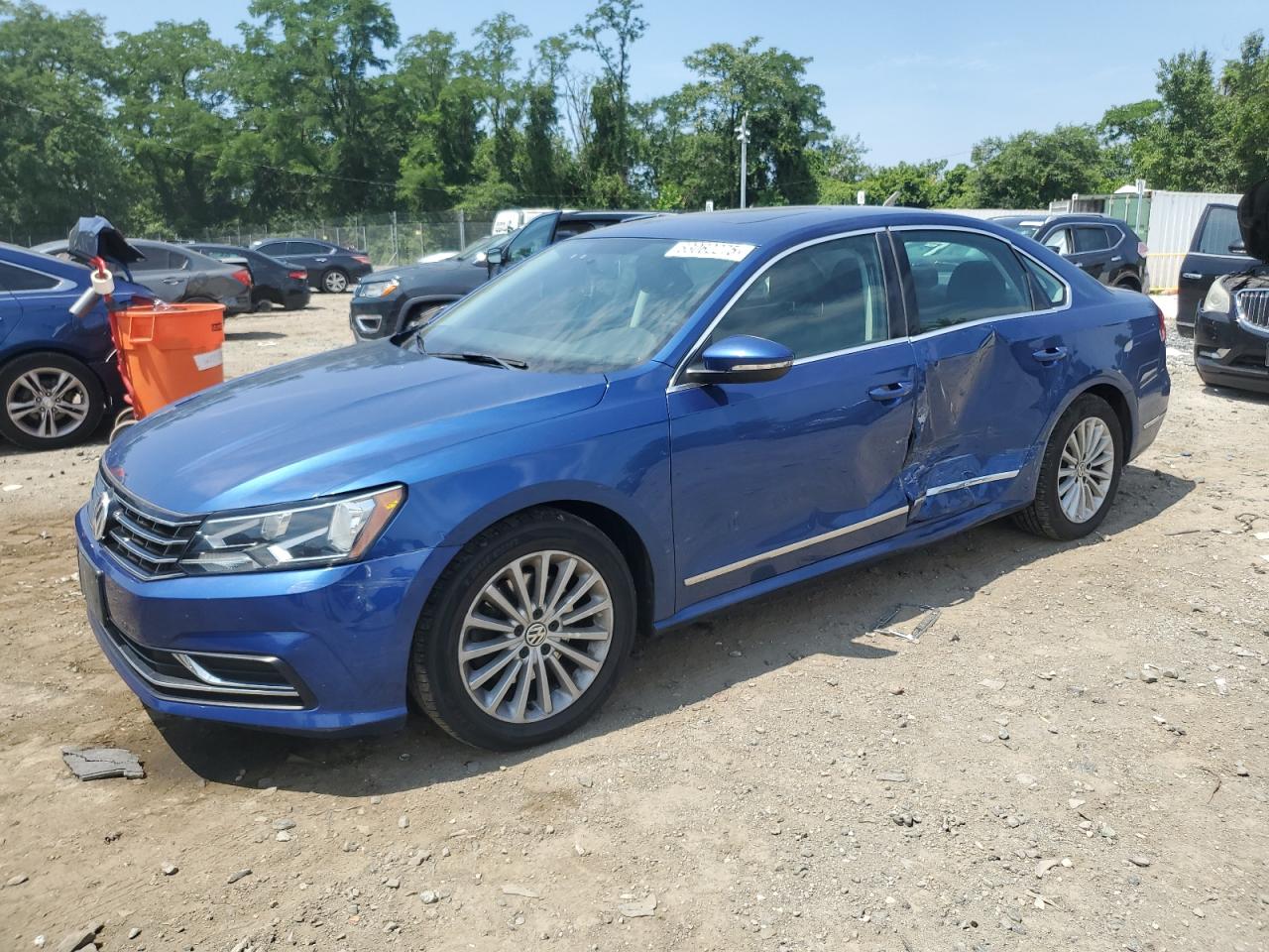 VOLKSWAGEN PASSAT SE 2016