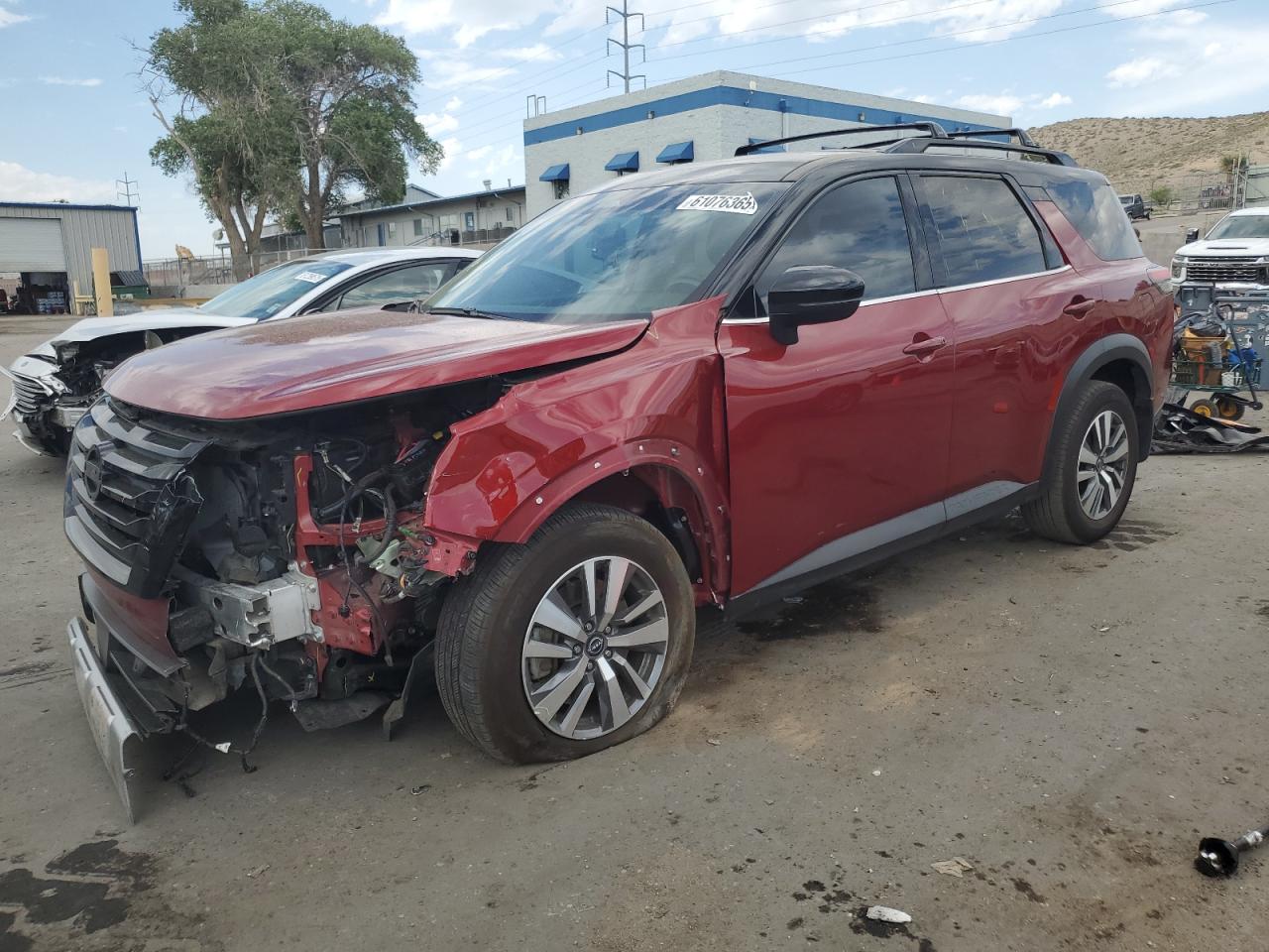 NISSAN PATHFINDER 2023