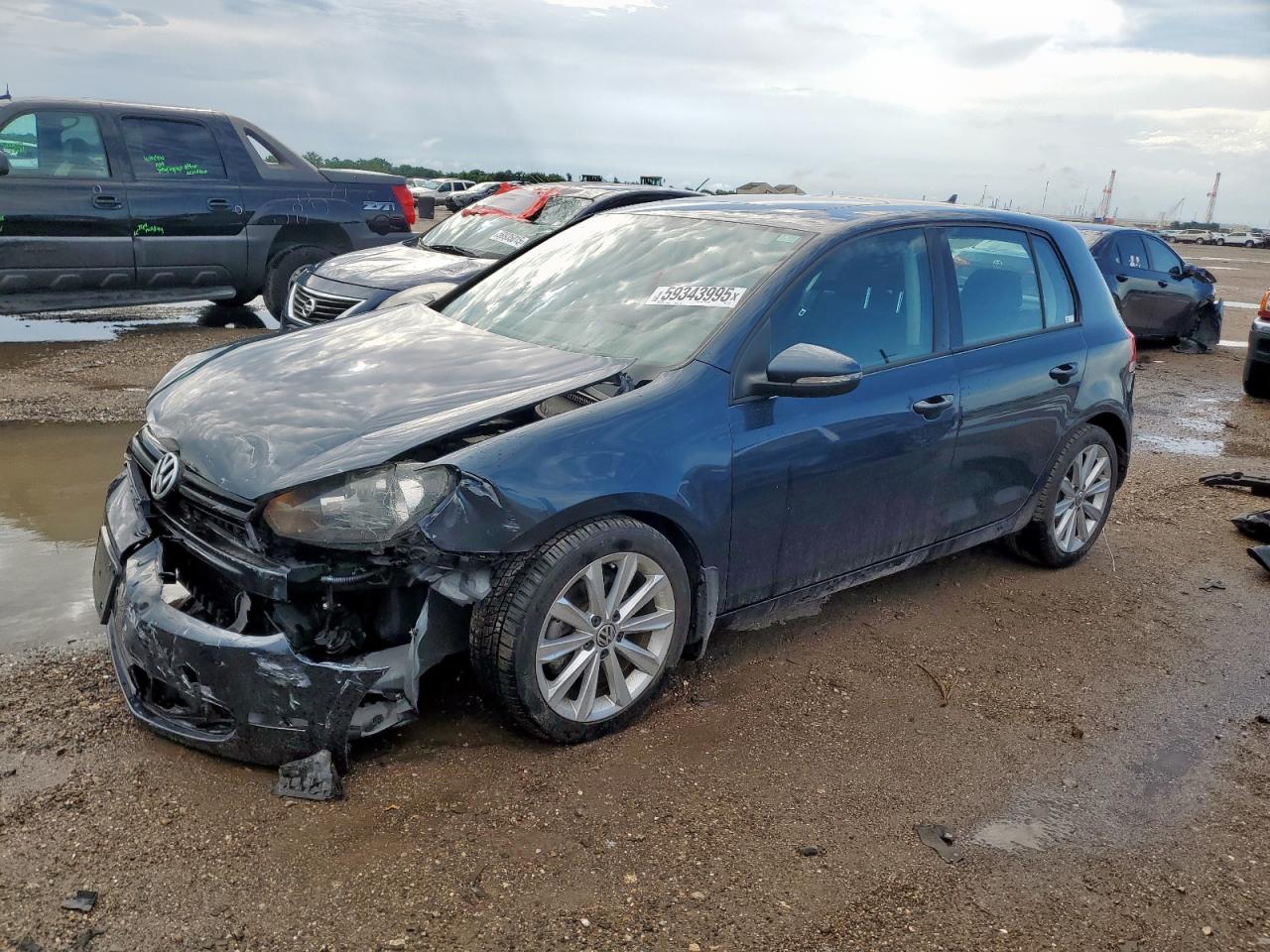VOLKSWAGEN GOLF 2014