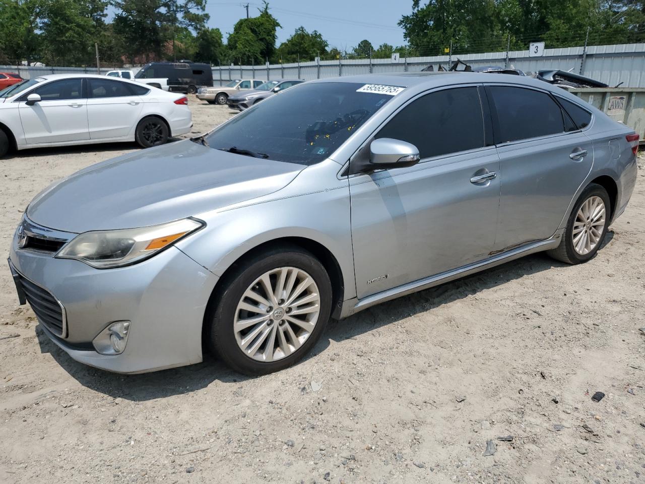 TOYOTA AVALON HYB 2015