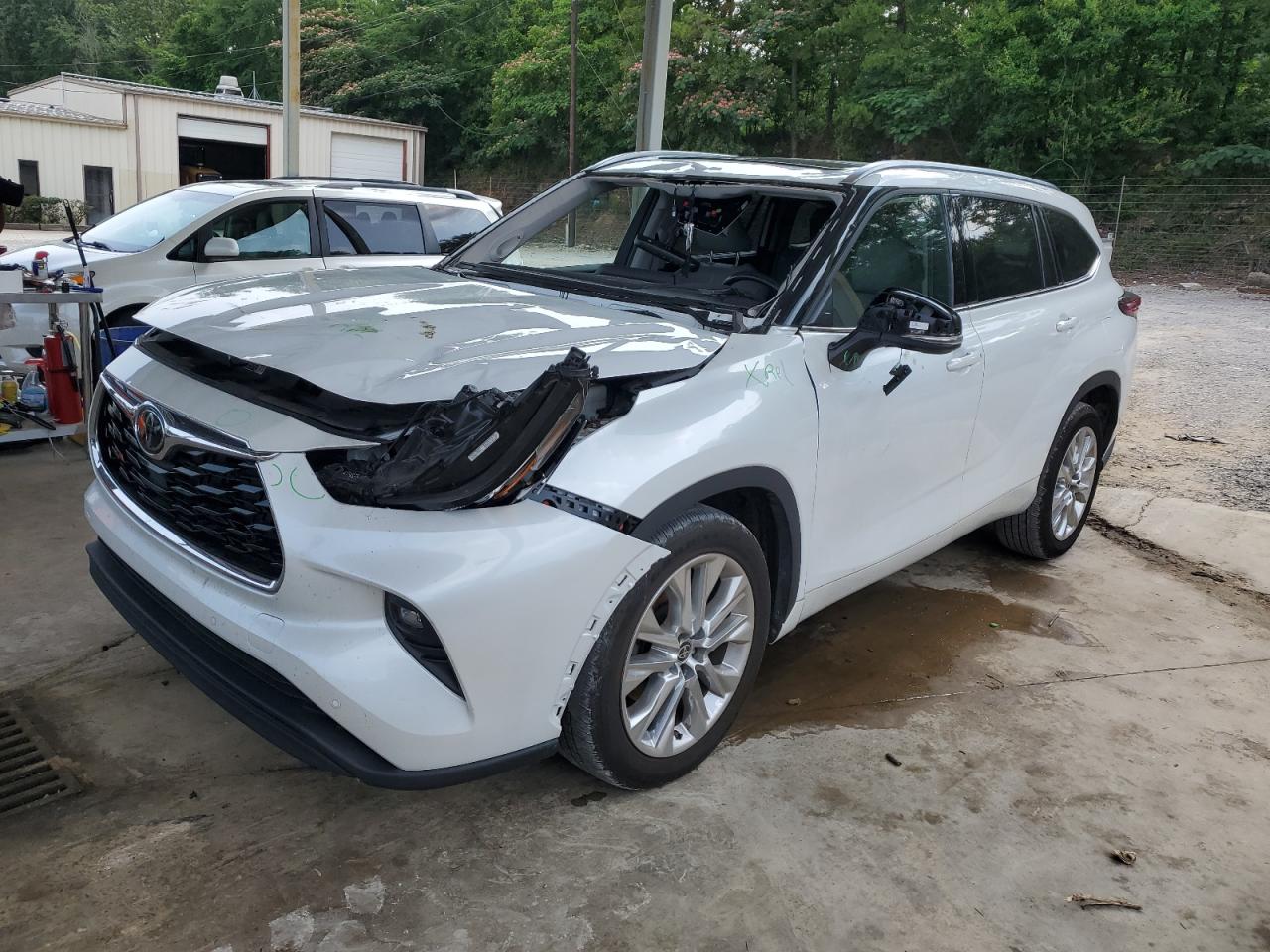 TOYOTA HIGHLANDER 2023