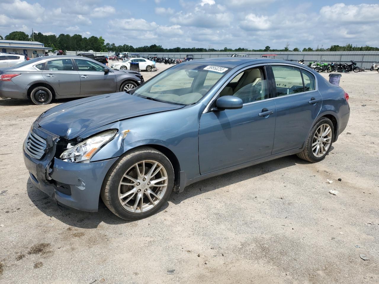 INFINITI G35 2008