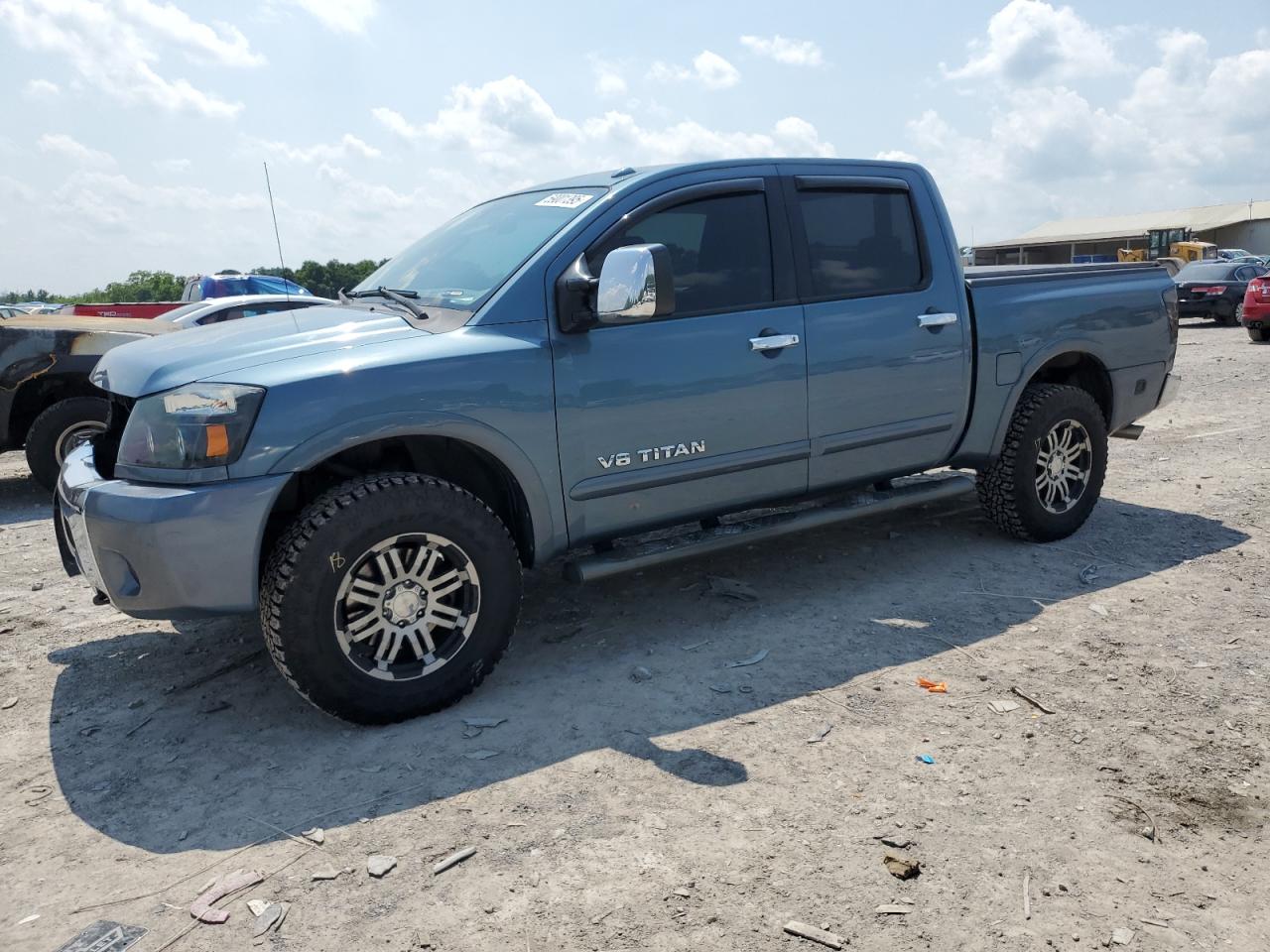 NISSAN TITAN S 2011