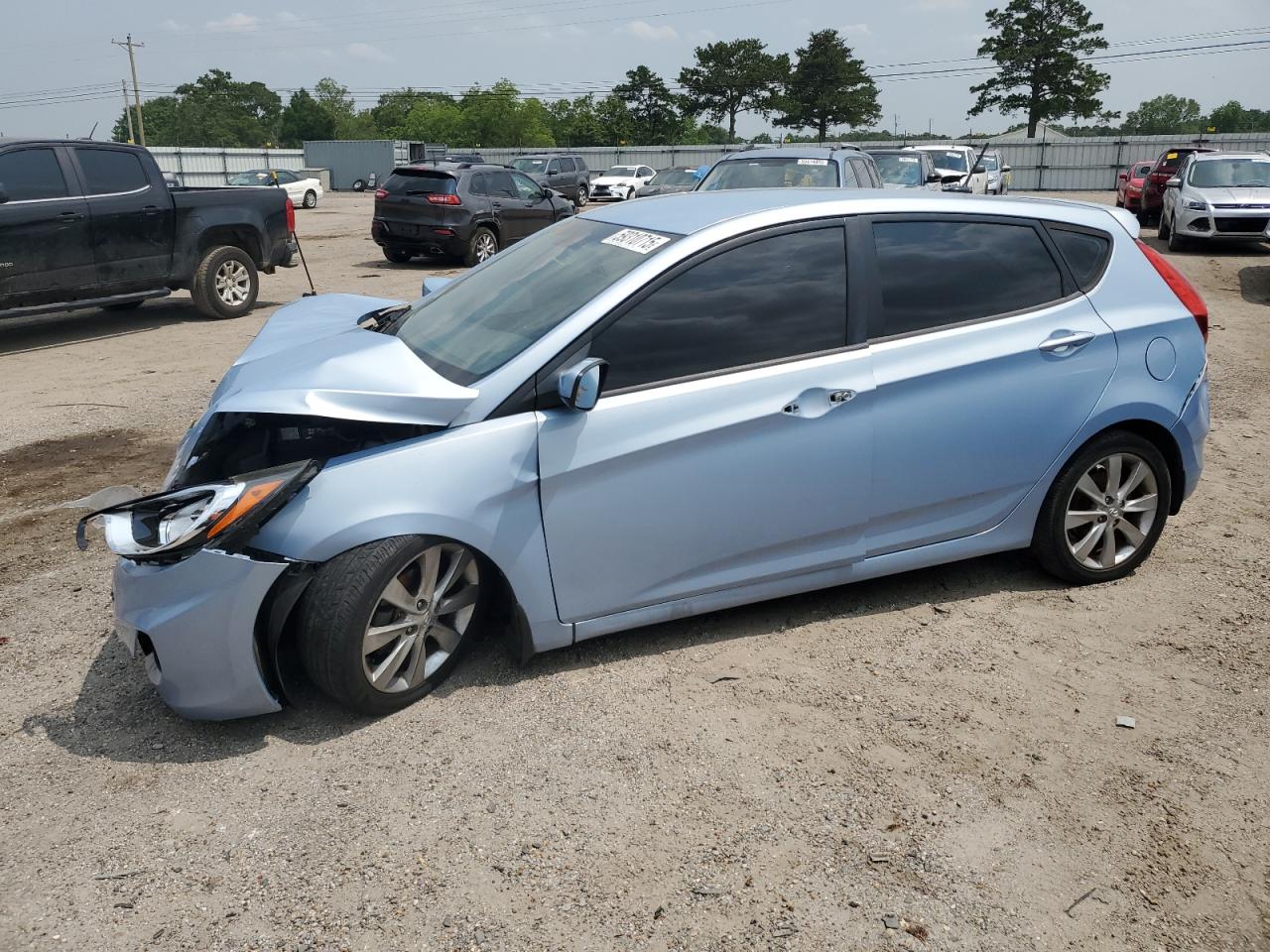 HYUNDAI ACCENT 2012