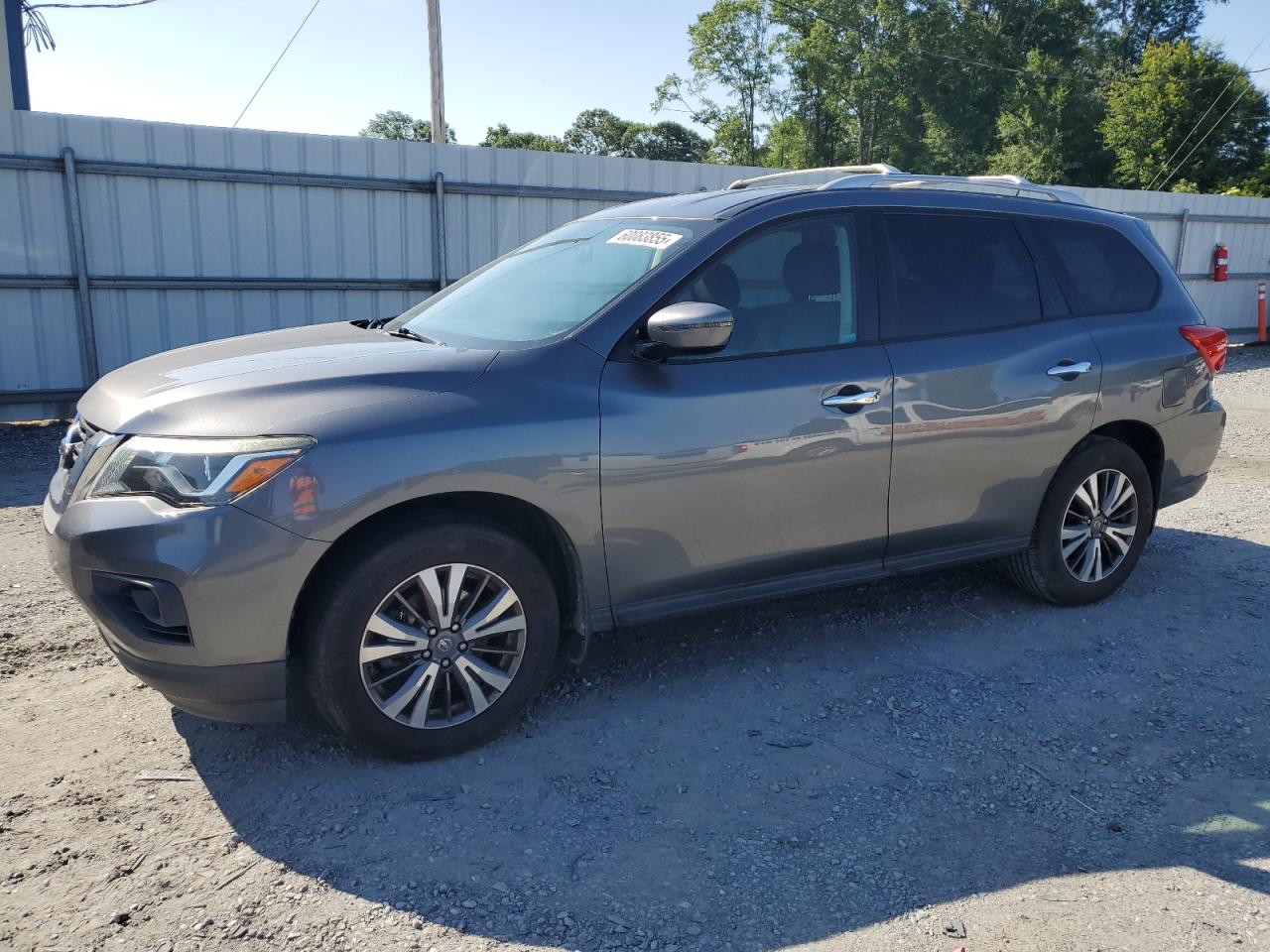 NISSAN PATHFINDER 2017